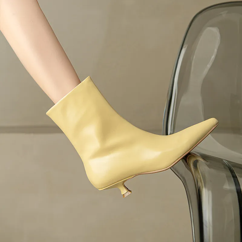 USS Shoes Ornela Women's Pointed Toe Ankle Boots